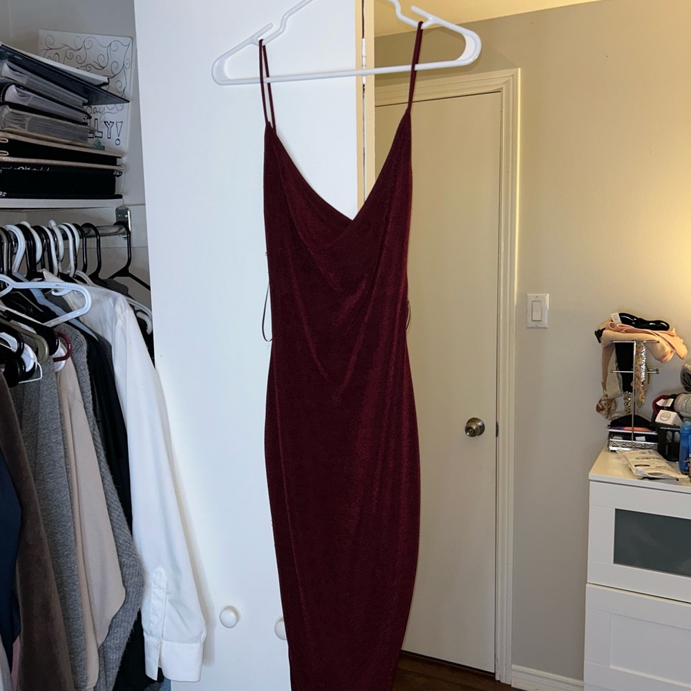 Windsor Burgundy Backless Dress